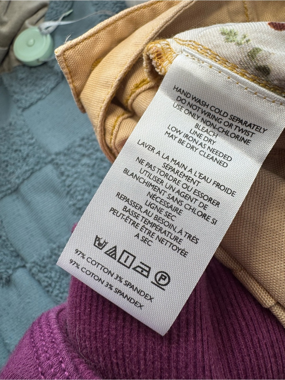 Pilcro Wide-Leg Cargo Pants in Beige - Picture 9 of 9